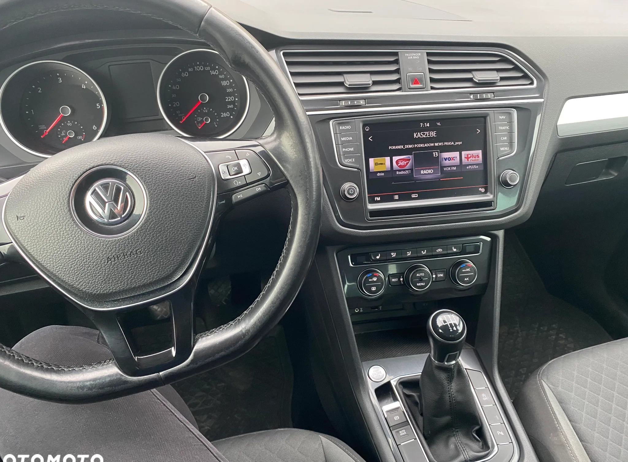 Volkswagen Tiguan cena 64400 przebieg: 344000, rok produkcji 2016 z Olsztyn małe 106